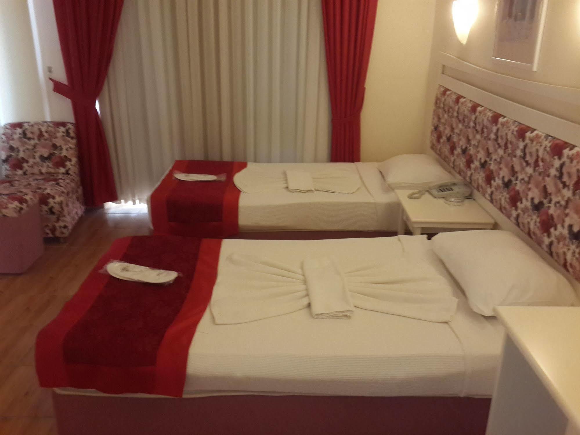 Xeno Hotels Club Mare Kargicak  Luaran gambar