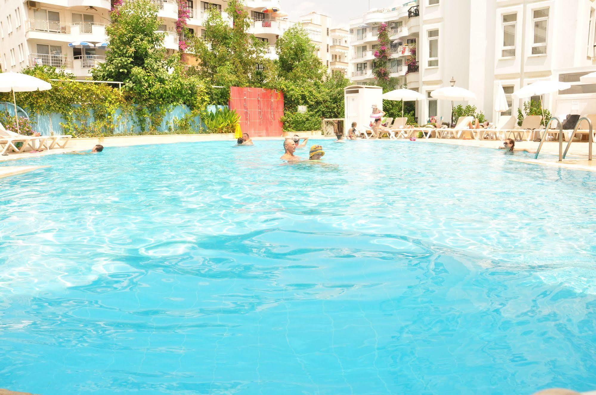 Xeno Hotels Club Mare Kargicak  Luaran gambar